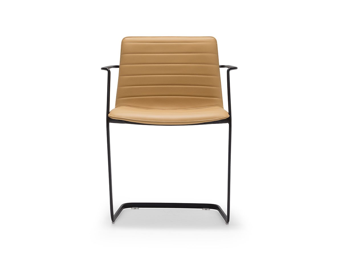 Andreu World Flex Chair
Armchair
Fully Upholstered Shell / アンドリュー・ワールド フレックス チェア SO1360
アームチェア カンチレバーベース（フルパッド） （チェア・椅子 > ダイニングチェア） 11