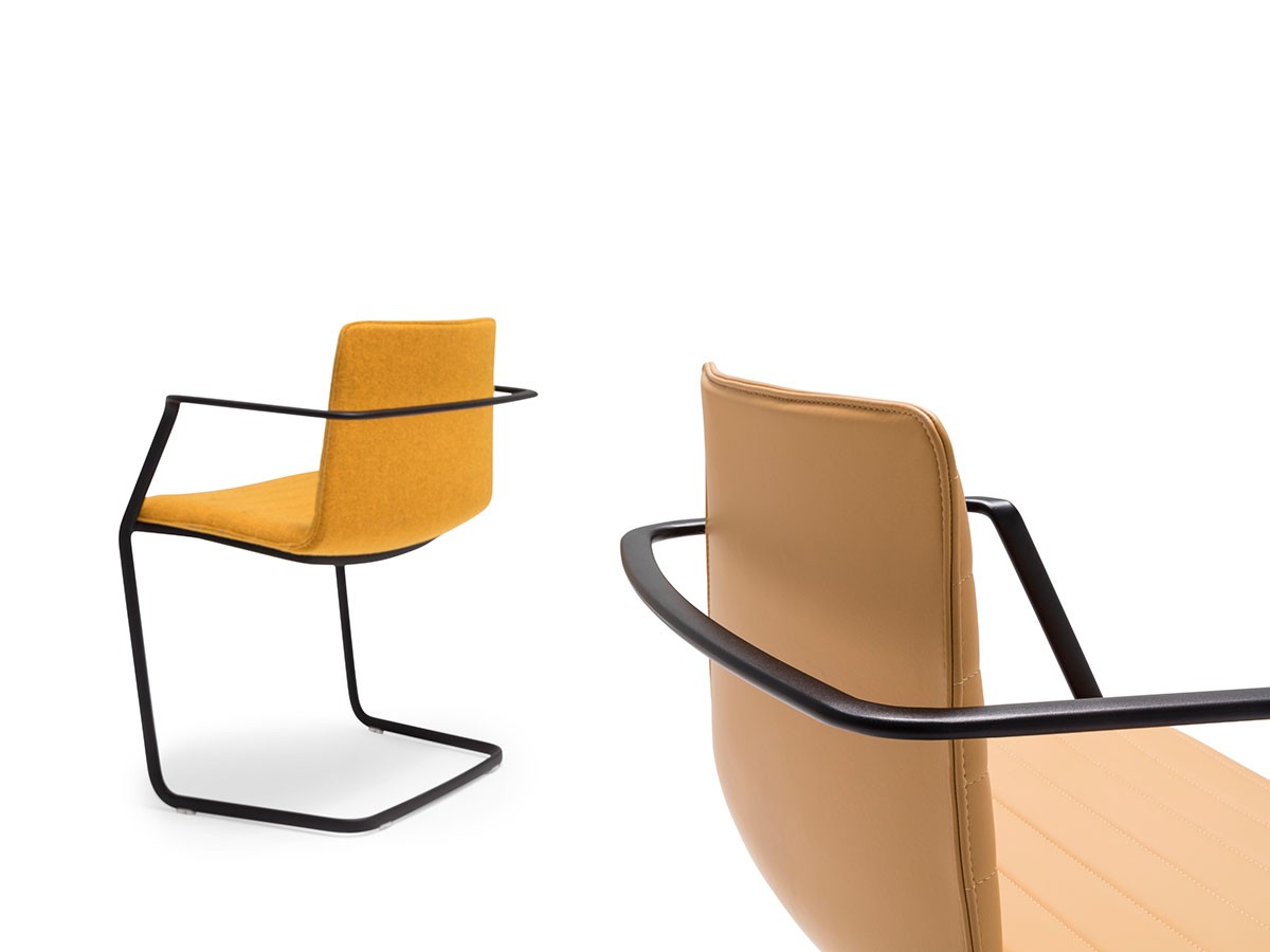 Andreu World Flex Chair
Armchair
Thermo-polymer Shell / アンドリュー・ワールド フレックス チェア SO1360
アームチェア カンチレバーベース（サーモポリマーシェル） （チェア・椅子 > ダイニングチェア） 7