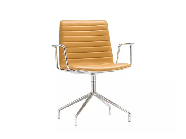 Andreu World Flex Corporate Armchair
Fully Upholstered Shell / アンドリュー・ワールド フレックス コーポレート SO1645
アームチェア 回転式スターベース（フルパッド） （チェア・椅子 > ダイニングチェア） 2