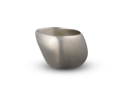 東洋佐々木ガラス 八千代切子 墨色 オンザロックグラス 田工の組 木箱入未使用品 八千代切子 LSB19753SBK-C620 オンザロック 墨色田工の組（た