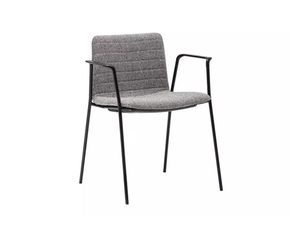 Andreu World Flex Chair
Stackable Armchair
Fully Upholstered Shell
