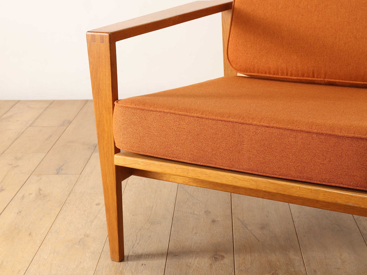 Lloyd's Antiques Real Antique
Erik Worts Easy Chair / ロイズ・アンティークス スウェーデンアンティーク家具
エリック ワーツ イージーチェア （チェア・椅子 > ラウンジチェア） 13