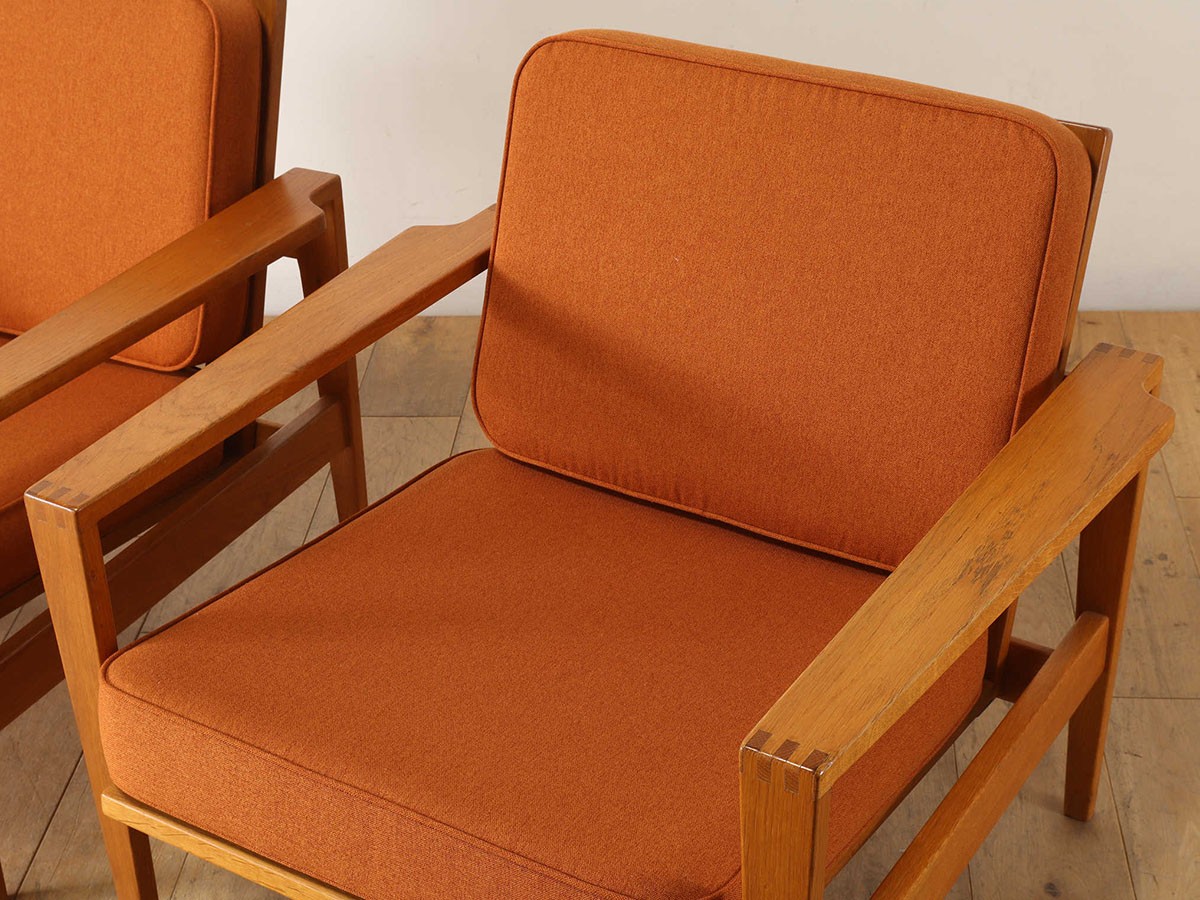 Lloyd's Antiques Real Antique
Erik Worts Easy Chair / ロイズ・アンティークス スウェーデンアンティーク家具
エリック ワーツ イージーチェア （チェア・椅子 > ラウンジチェア） 17