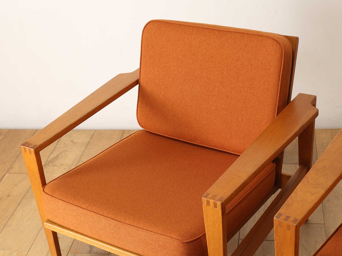 Lloyd's Antiques Real Antique
Erik Worts Easy Chair / ロイズ・アンティークス スウェーデンアンティーク家具
エリック ワーツ イージーチェア （チェア・椅子 > ラウンジチェア） 16
