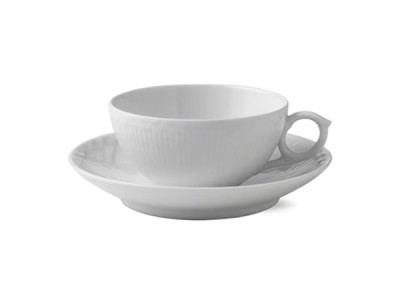 Royal Copenhagen White Fluted Half Lace Tea Cup & Saucer / ロイヤル コペンハーゲン  ホワイトフルーテッド ハーフレース ティーカップ & ソーサー - インテリア・家具通販【FLYMEe】