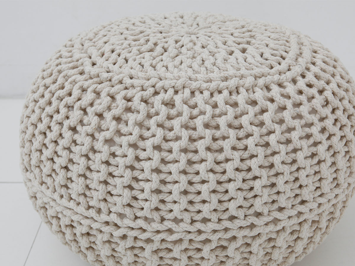 KNITTED POUF 22