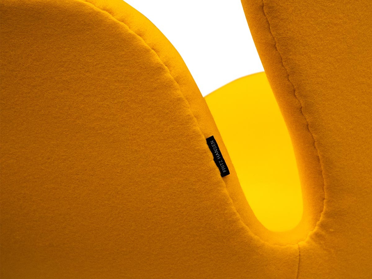 FRITZ HANSEN Right Now Delivery
SWAN / フリッツ・ハンセン スワンチェア 3320（Divina 426 オレンジ） （チェア・椅子 > ラウンジチェア） 12