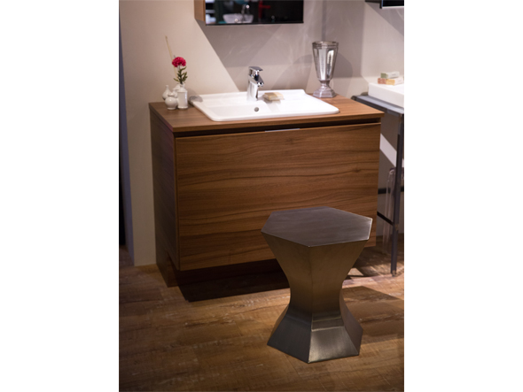 pokkuri stool / coffee table 8
