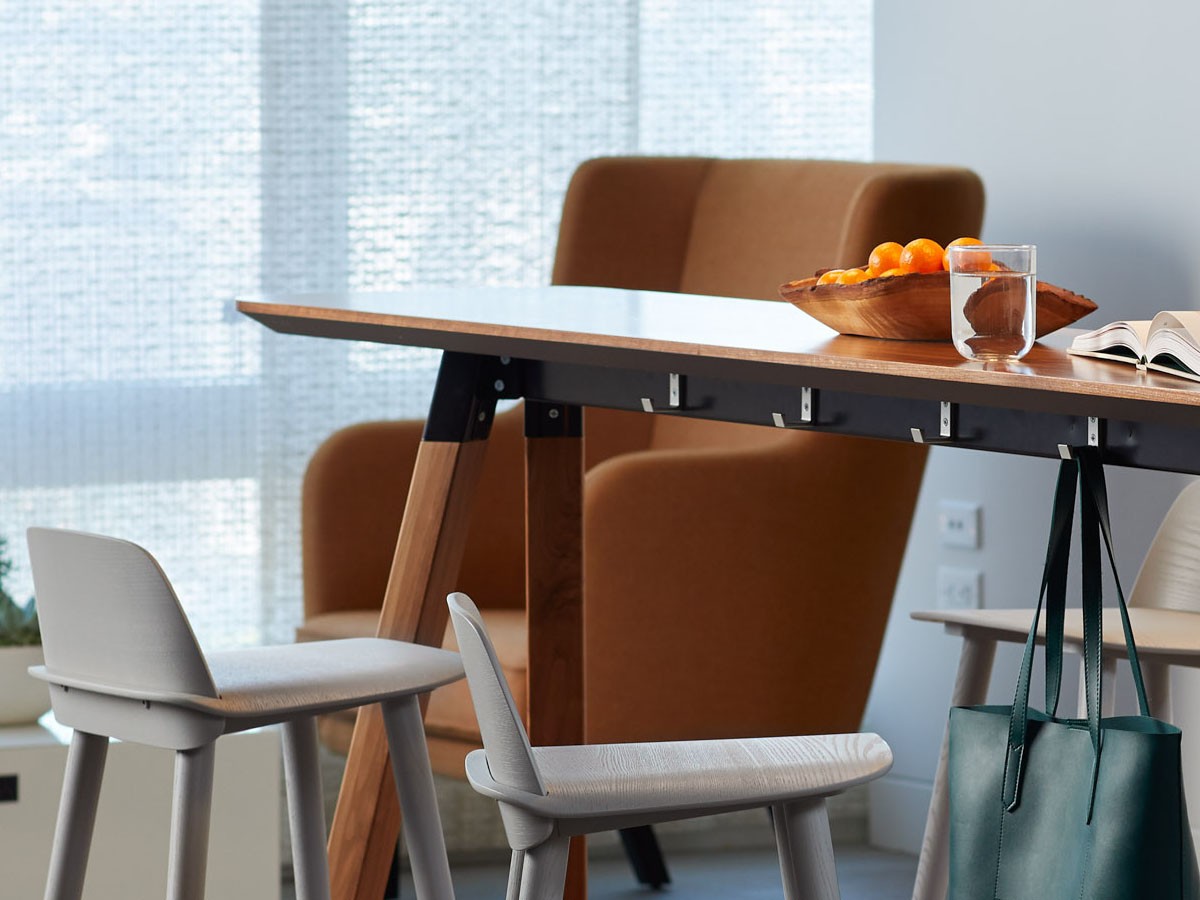 Knoll Office Rockwell Unscripted Tall Table / ノルオフィス ロックウェル アンスクリプテッド 
トールテーブル（メラミン天板） （テーブル > カウンターテーブル・バーテーブル） 4