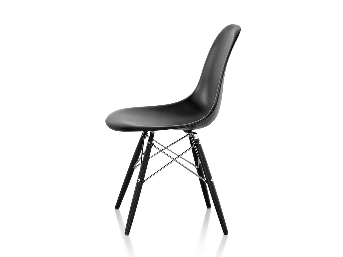Herman Miller Eames Molded Plastic Side Shell Chair / ハーマンミラー イームズ プラスチックサイドシェルチェア
ダウェルベース エボニー脚 DSW. BK EN / DSW. 91 EN / DSW. 47 EN （チェア・椅子 > ダイニングチェア） 2