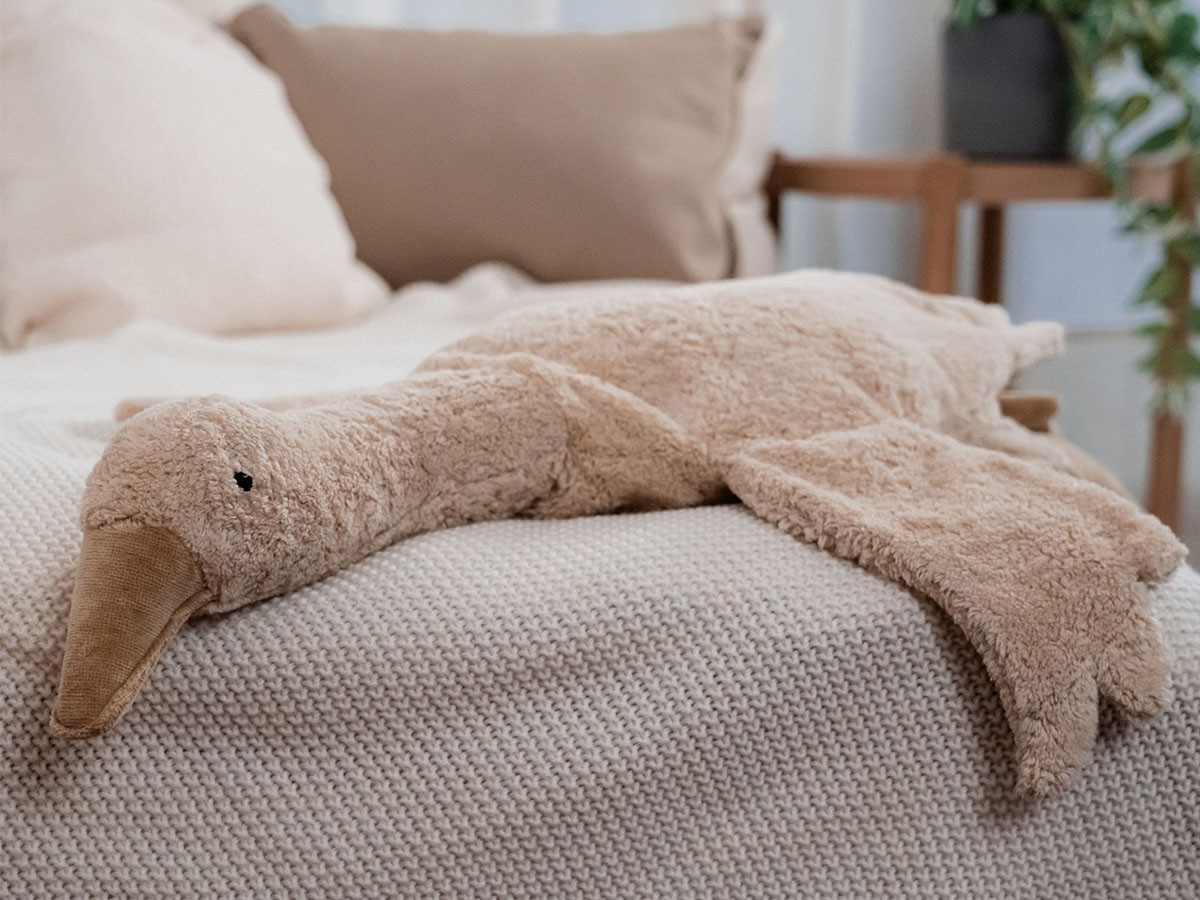 SENGER Naturwelt Cuddly Animal Goose / ゼンガーナチュウェルト カドリーアニマル グース L（リネン） （キッズ家具・ベビー用品 > おもちゃ・玩具） 2