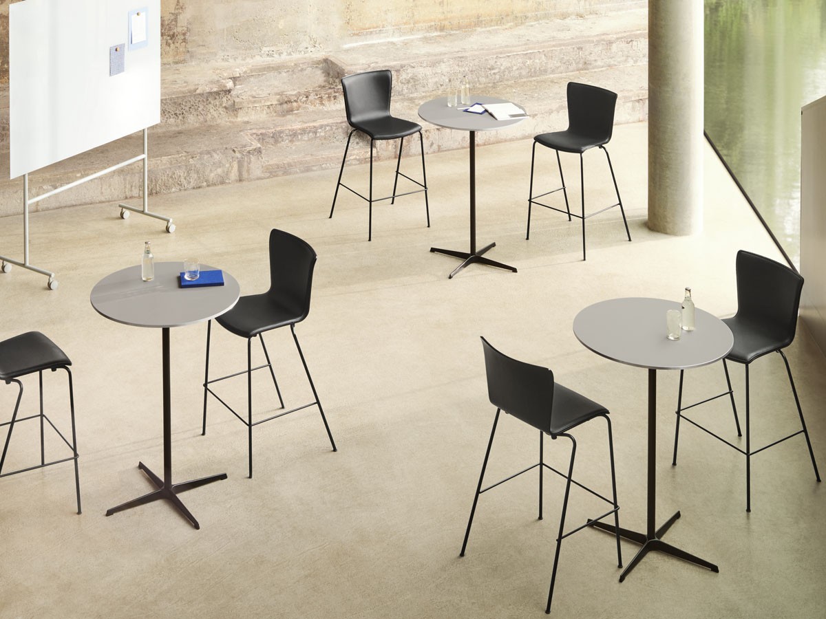 FRITZ HANSEN BAR TABLE SERIES
CIRCULAR / フリッツ・ハンセン バーテーブルシリーズ
円形ハイテーブル A922 （テーブル > カウンターテーブル・バーテーブル） 2