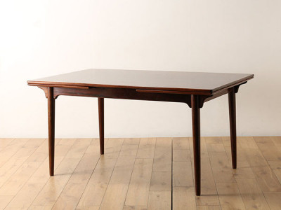 Lloyd's Antiques / ロイズ・アンティークスのダイニングテーブル