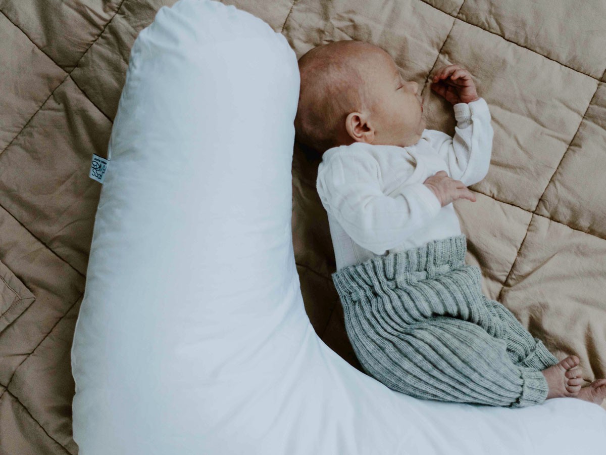 NORDIC SLEEP Nursing Pillow / ノルディック スリープ 授乳サポート枕 カバー付 （ベッド・寝具 > 枕） 5