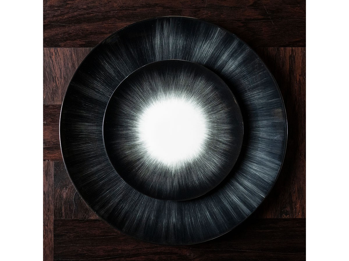 DE by ANN DEMEULEMEESTER
Plate 14cm White/Black Variation 5 / デー バイ アン・ドゥムルメステール
プレート 14cm ホワイト/ブラック バリエーション 5 （食器・テーブルウェア > 皿・プレート） 4