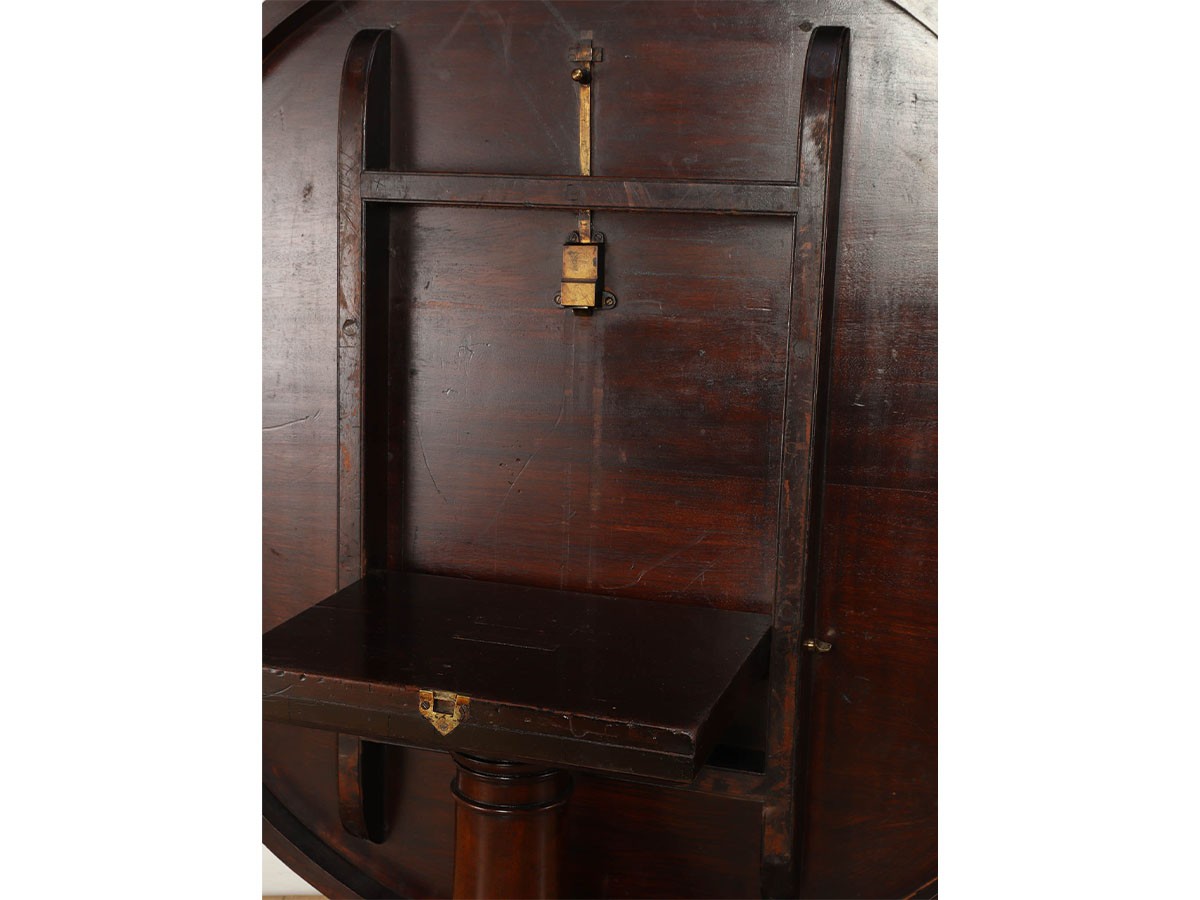 Lloyd's Antiques Real Antique
Georgian Breakfast Table / ロイズ・アンティークス 英国アンティーク家具
ジョージアンブレックファストテーブル （テーブル > ダイニングテーブル） 6