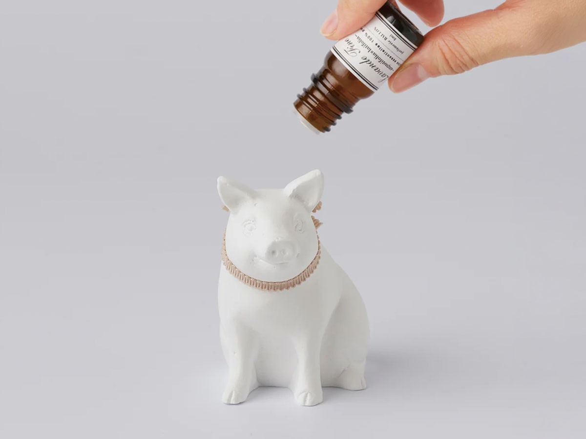 AROMA ORNAMENT
Little Pig