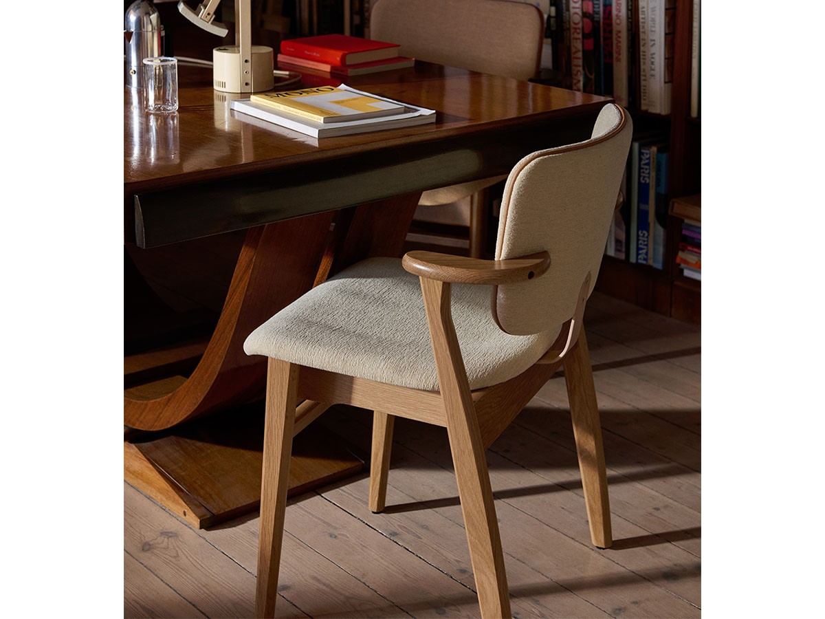 Artek DOMUS CHAIR / アルテック ドムス チェア（背座布張り × カラーパイピング） （チェア・椅子 > ダイニングチェア） 16