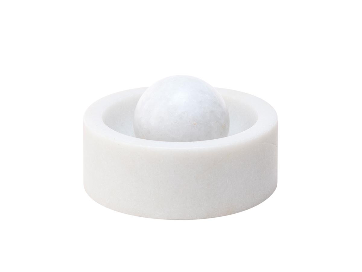 Tom Dixon. Stone Spice Grinder White / トム・ディクソン ストーン スパイスグラインダー（ホワイト） （キッチン家電・キッチン用品 > キッチン雑貨・キッチンツール） 1