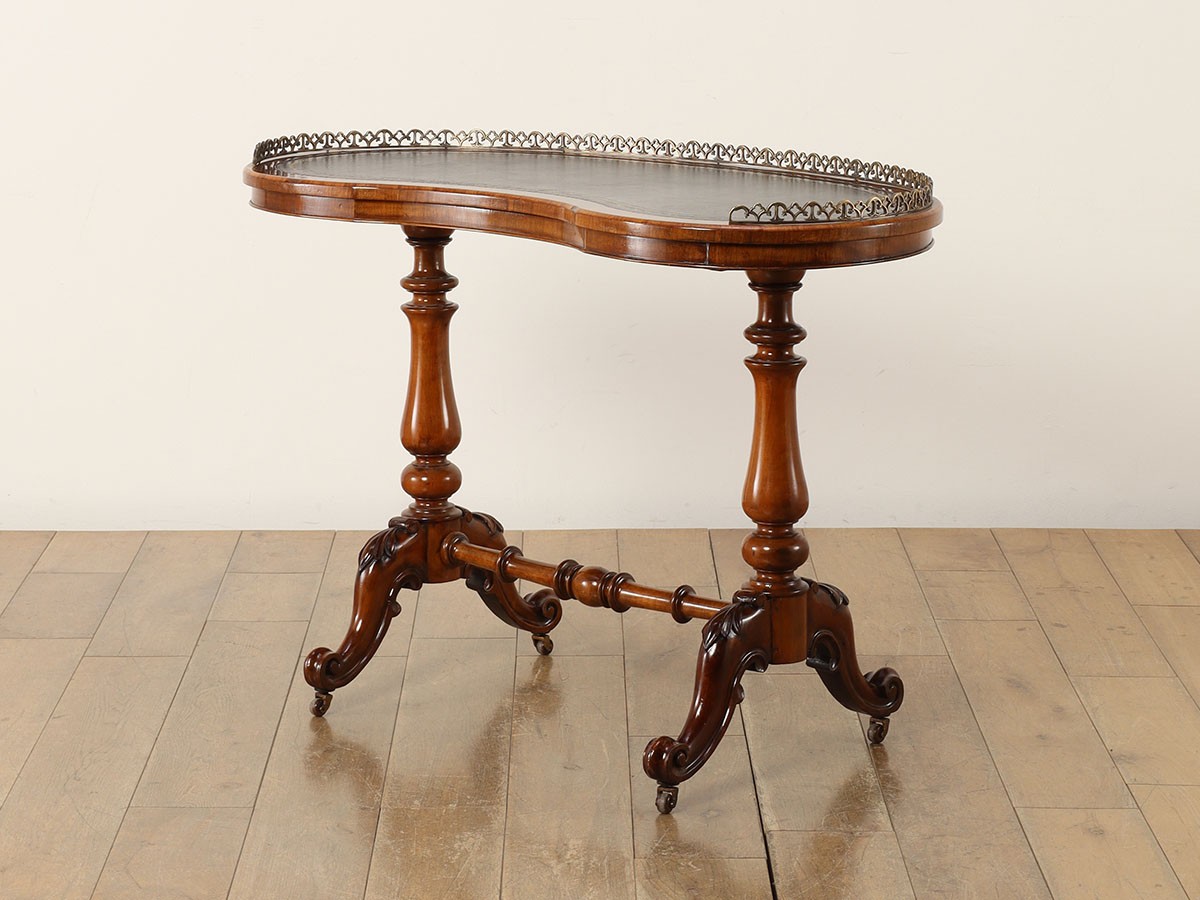 Lloyd's Antiques Real Antique
Leather Top Kidney Table / ロイズ・アンティークス 英国アンティーク家具
レザートップキドニーテーブル （デスク・机 > デスク・パソコンデスク・袖机） 5