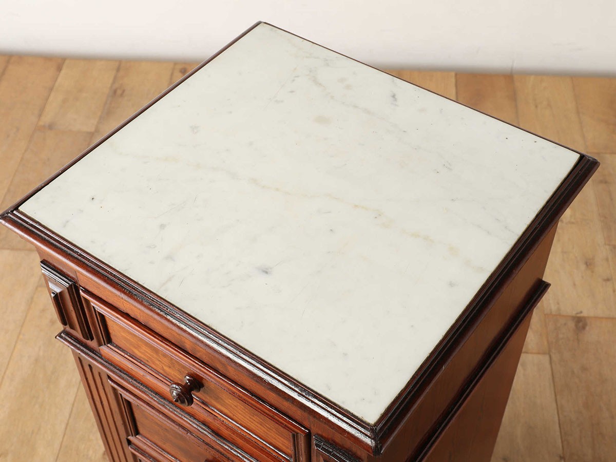 Lloyd's Antiques Real Antique
Marble Top Chest Of Drawers / ロイズ・アンティークス ベルギーアンティーク家具
マーブルトップチェスト （収納家具 > チェスト・箪笥） 2