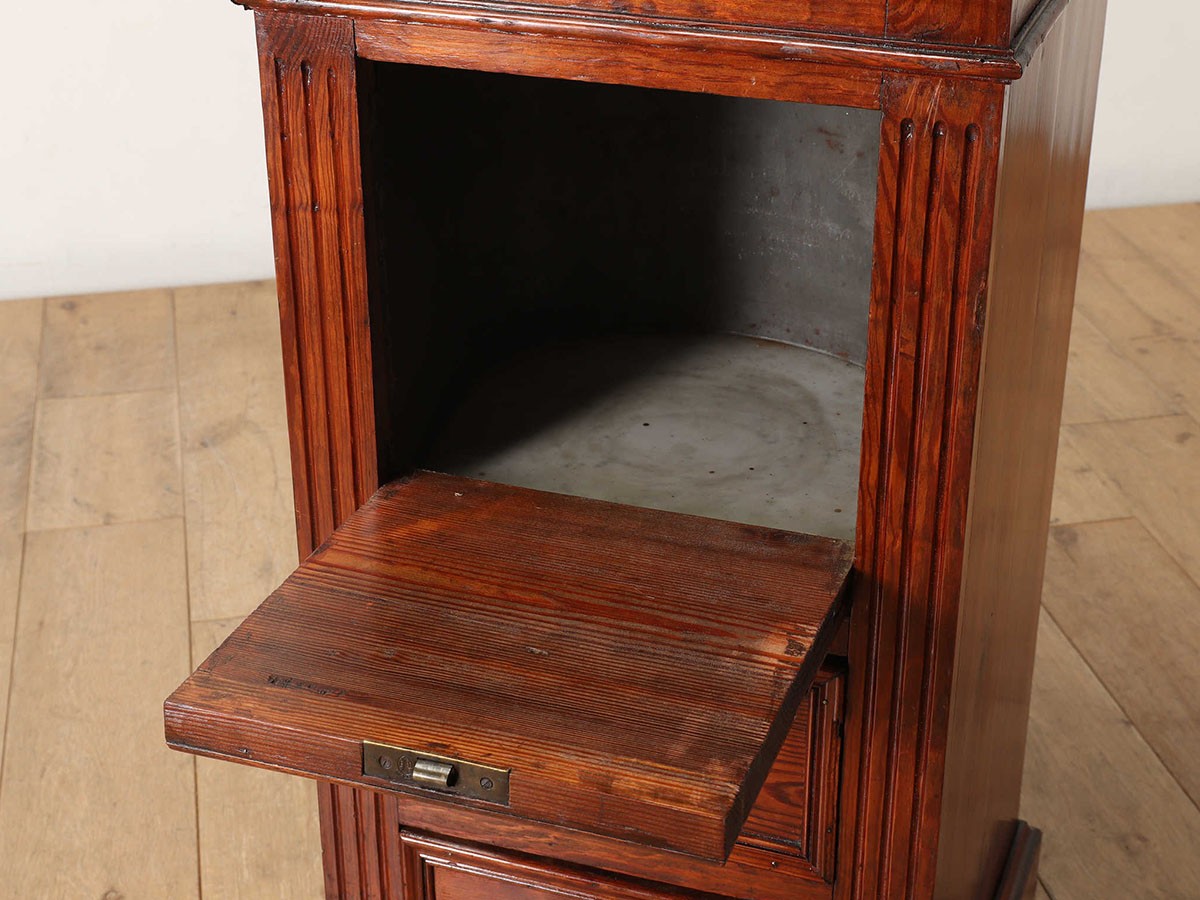 Lloyd's Antiques Real Antique
Marble Top Chest Of Drawers / ロイズ・アンティークス ベルギーアンティーク家具
マーブルトップチェスト （収納家具 > チェスト・箪笥） 12