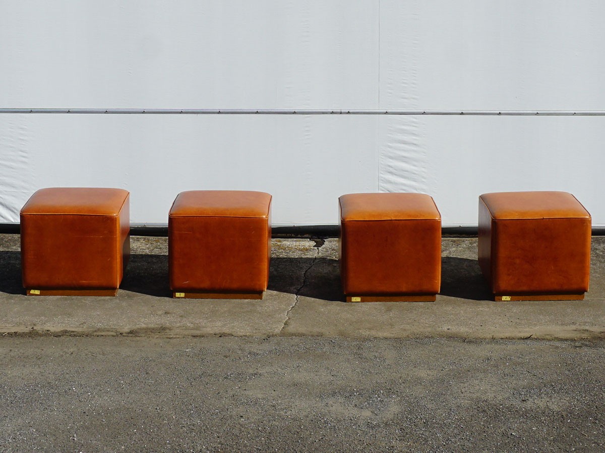 RE : Store Fixture UNITED ARROWS LTD. Leather Cube Stool A RE : Store Fixture UNITED ARROWS LTD. Leather Cube Stool A
