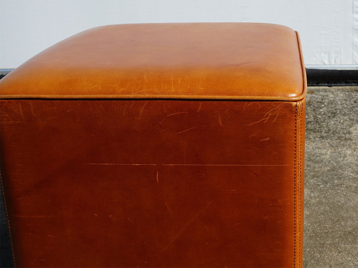 RE : Store Fixture UNITED ARROWS LTD. Leather Cube Stool A