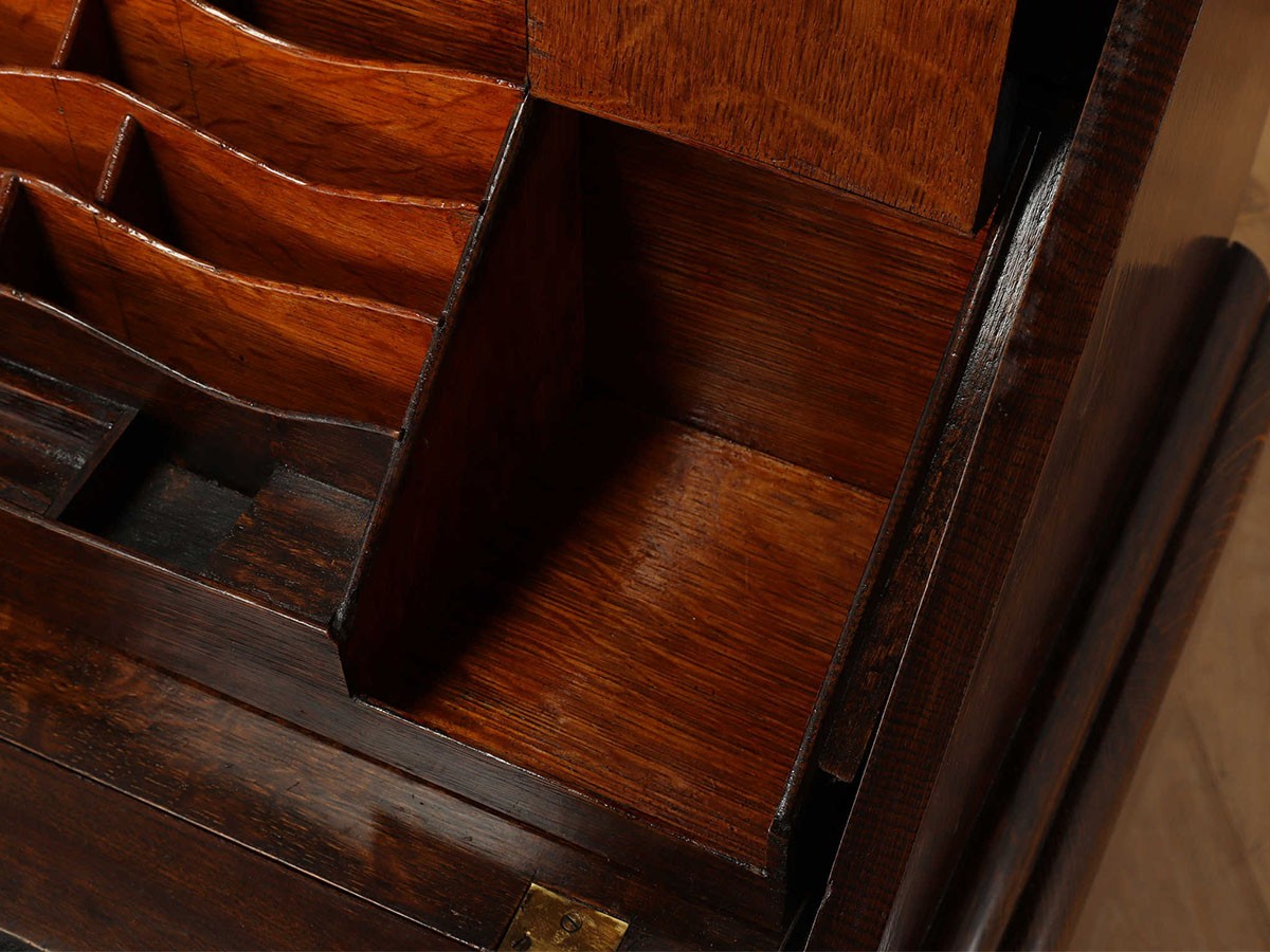 Lloyd's Antiques Real Antique 
Bureau / ロイズ・アンティークス イギリスアンティーク家具
ビューロー IV001123 （デスク・机 > デスク・パソコンデスク・袖机） 23
