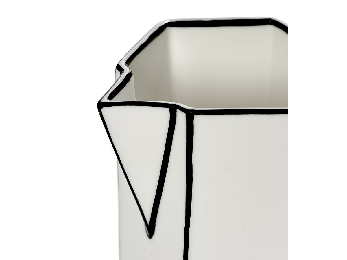 Carte Blanche by Annebet Philips
Jug / カルト・ブランシュ バイ アンネベット・フィリップス
ジャグ 200ml （食器・テーブルウェア > その他テーブルウェア） 10