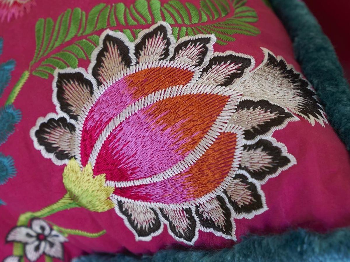 DESIGNERS GUILD Brocart Decoratif Embroidered Cushion / デザイナーズギルド ブロケード デコラティヴ エンブロイダード クッション 50 × 50cm （クッション > クッション・クッションカバー） 17