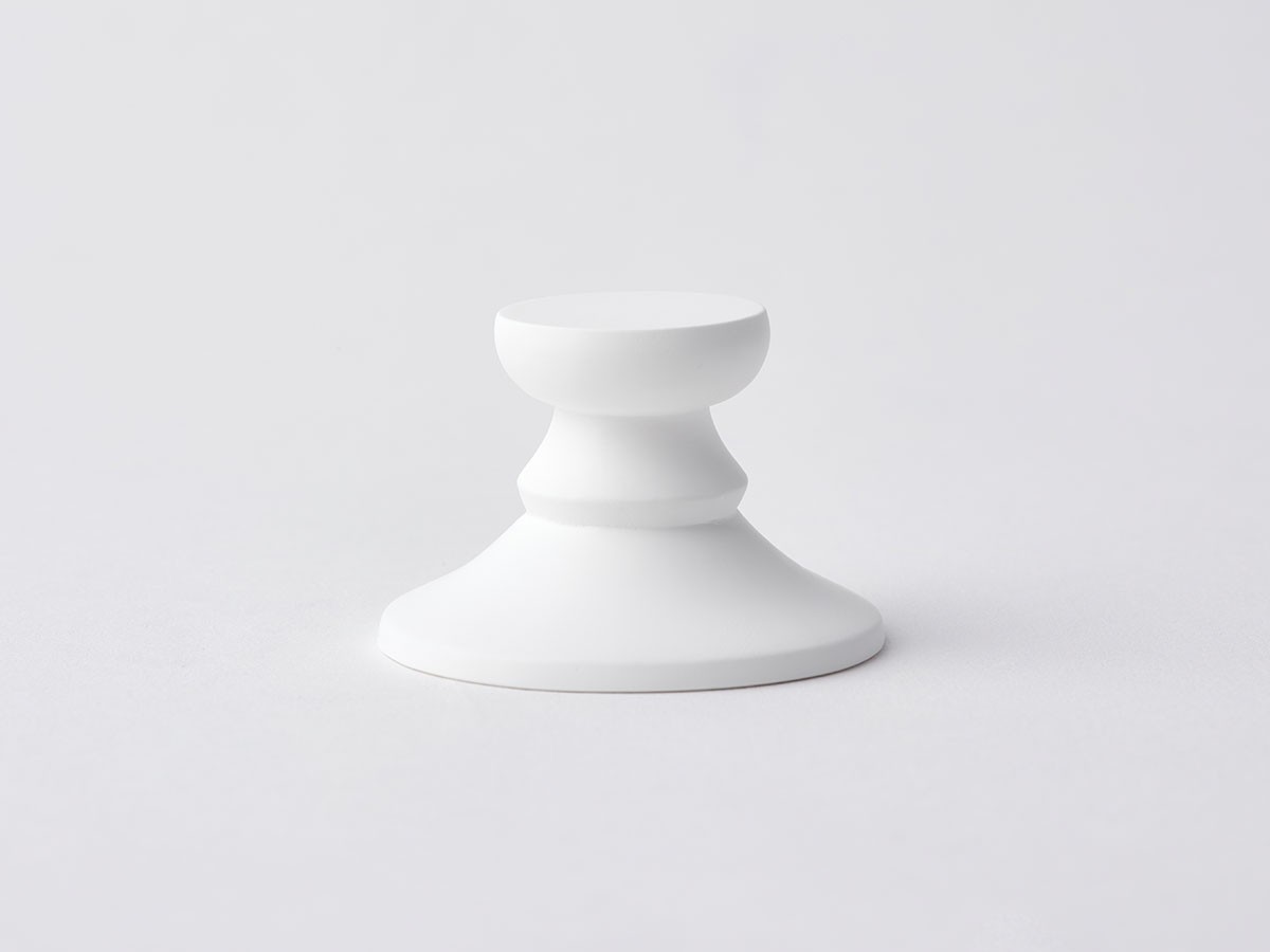 ORNAMENT STAND 
Compote
