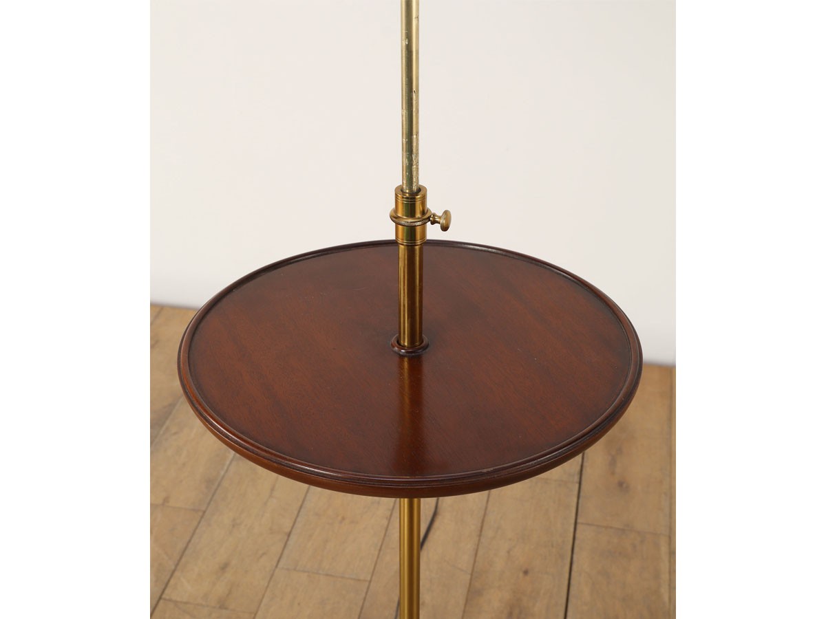 Lloyd's Antiques Real Antique
Floor Lamp With Table / ロイズ・アンティークス 英国アンティーク家具
フロアランプ ウィズ テーブル （ライト・照明 > フロアライト・フロアスタンド） 4