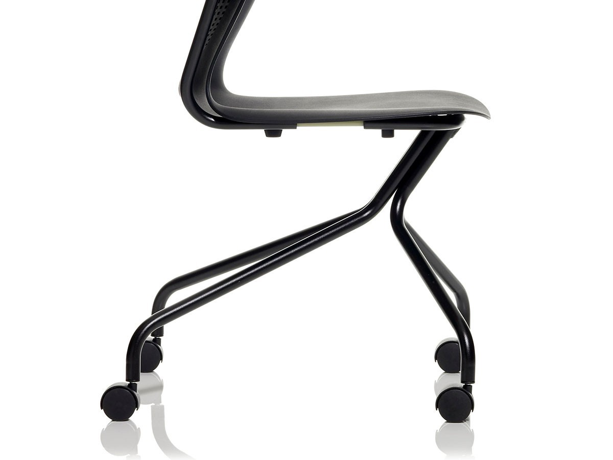 Knoll Office MultiGeneration Chair / ノルオフィス マルチジェネレーション チェア
ハイブリッドベース 固定肘 グライド脚 （チェア・椅子 > オフィスチェア・デスクチェア） 29
