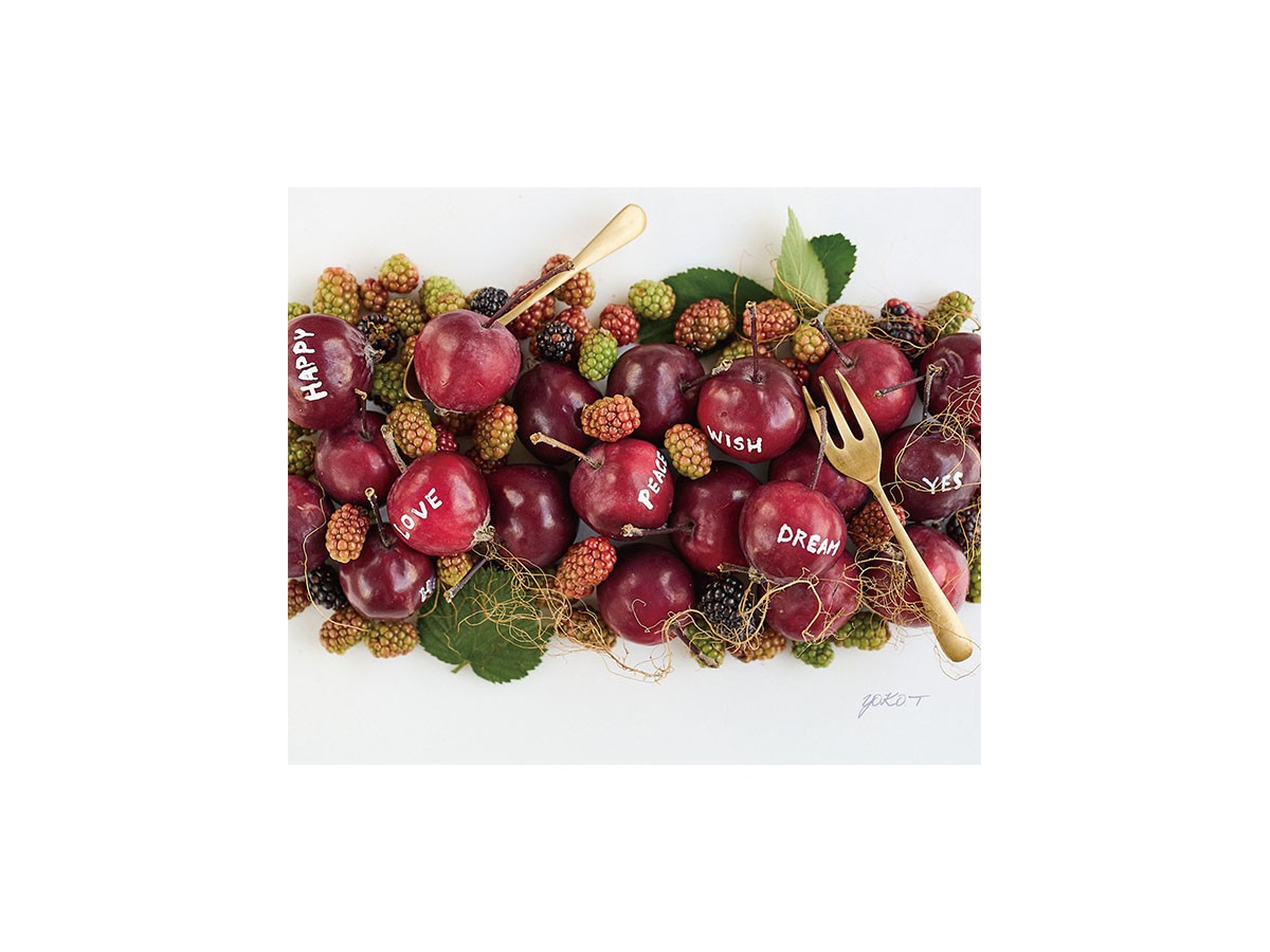 Food inspiered Whispers on Apples