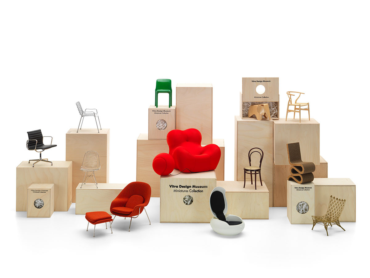 Vitra Miniatures Collection
Y-Chair / ヴィトラ ミニチュア コレクション
Yチェア （オブジェ・アート > オブジェ） 3