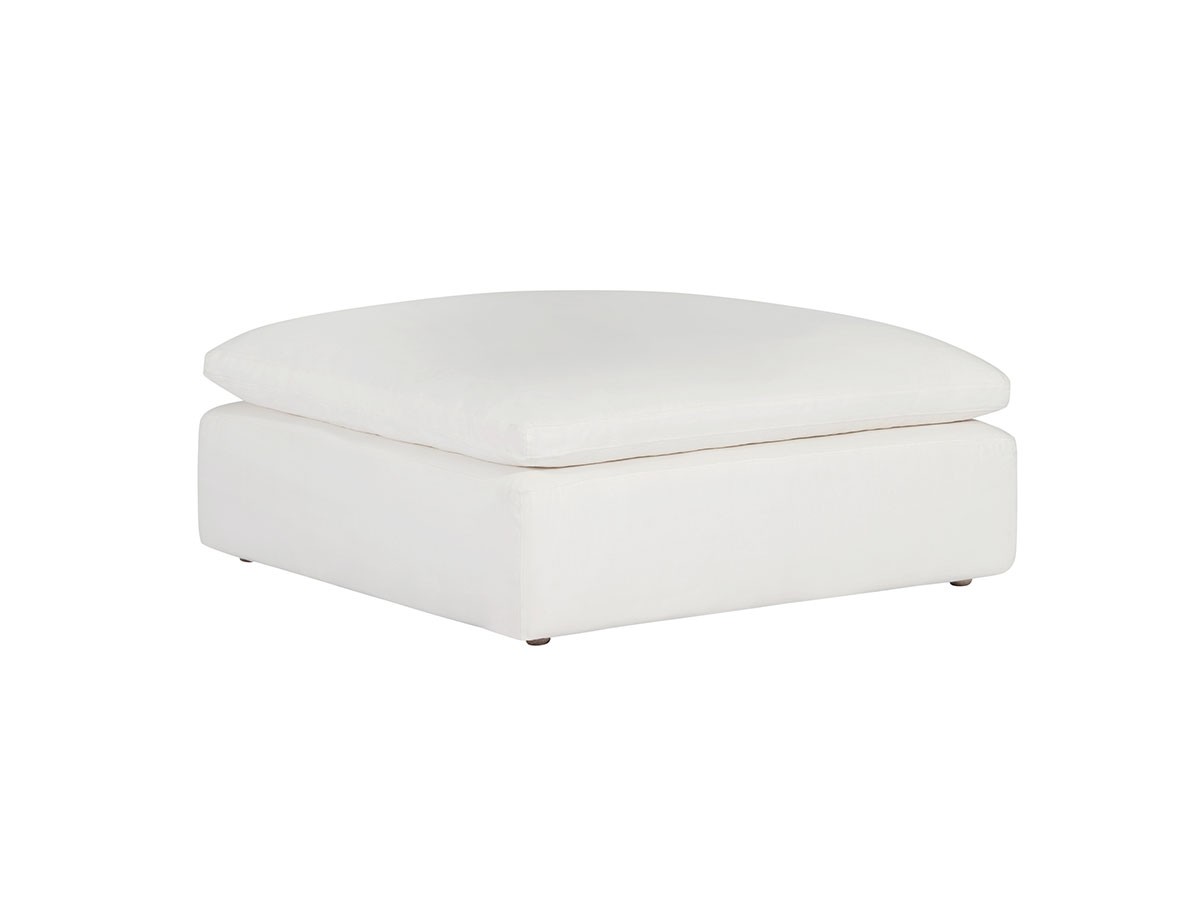 LUSCIOUS
SECTIONAL FOOT STOOL 1