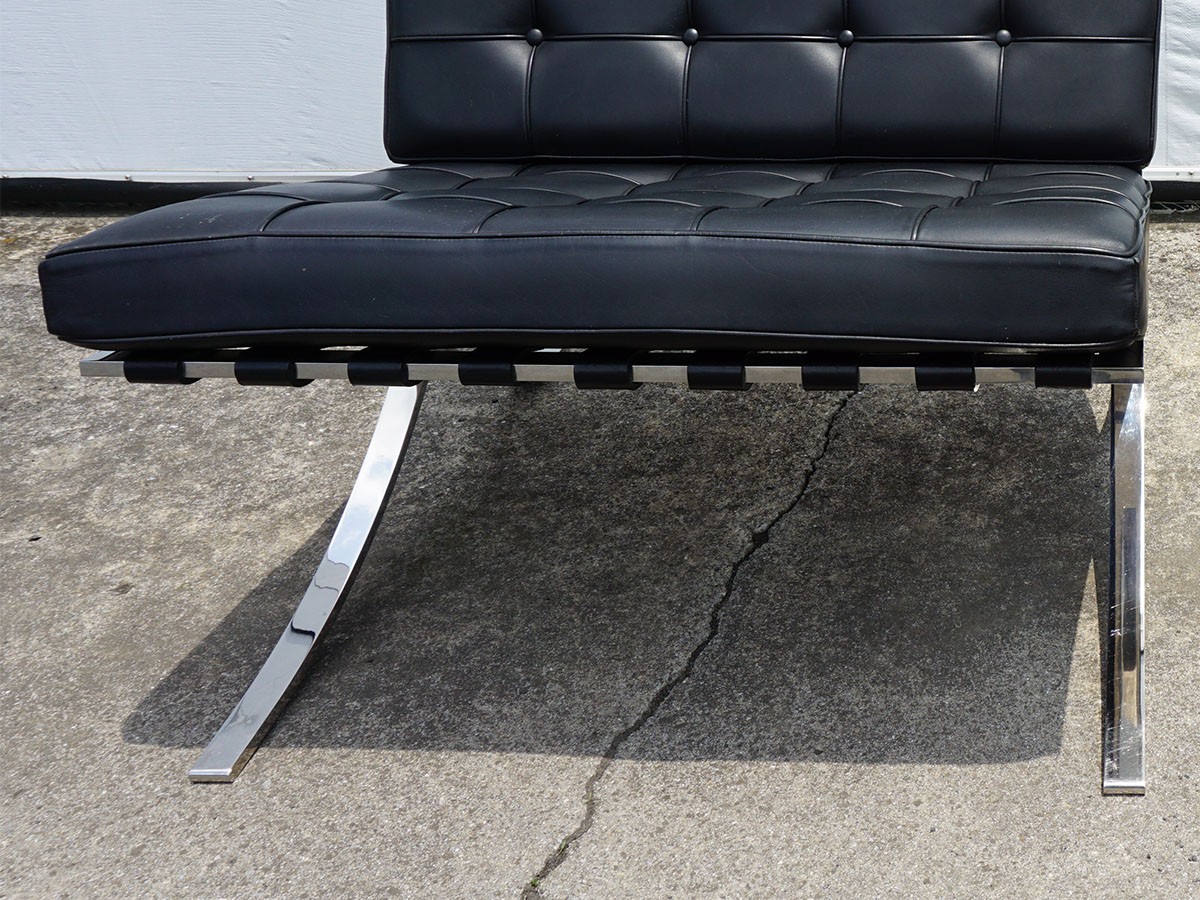 RE : Store Fixture UNITED ARROWS LTD. Barcelona Chair D / リ ストア フィクスチャー ユナイテッドアローズ バルセロナチェア D （チェア・椅子 > ラウンジチェア） 21