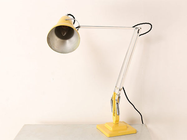 Lloyd's Antiques Real Antique
Anglepoise Desk Lamp / ロイズ・アンティークス イギリスアンティーク家具
アングルポイズ デスクランプ （ライト・照明 > デスクライト） 26