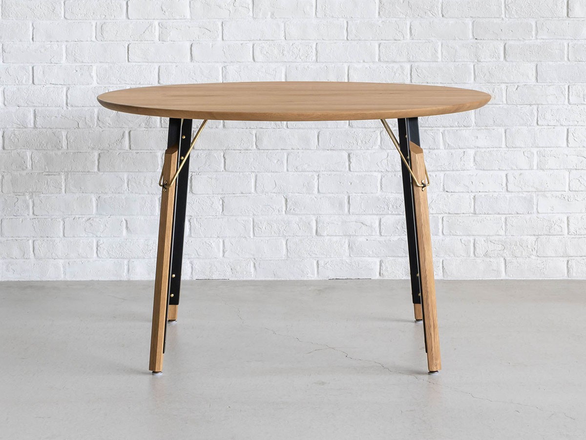 Easy Life MEATH DINING TABLE / イージーライフ ミース ダイニングテーブル
ラウンド天板（直径120cm）+ No.6脚（クラフト脚） （テーブル > ダイニングテーブル） 13