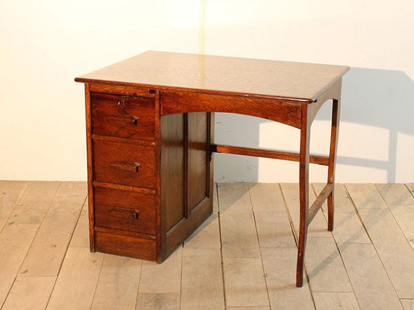 Lloyd's Antiques Real Antique School Desk / ロイズ・アンティークス