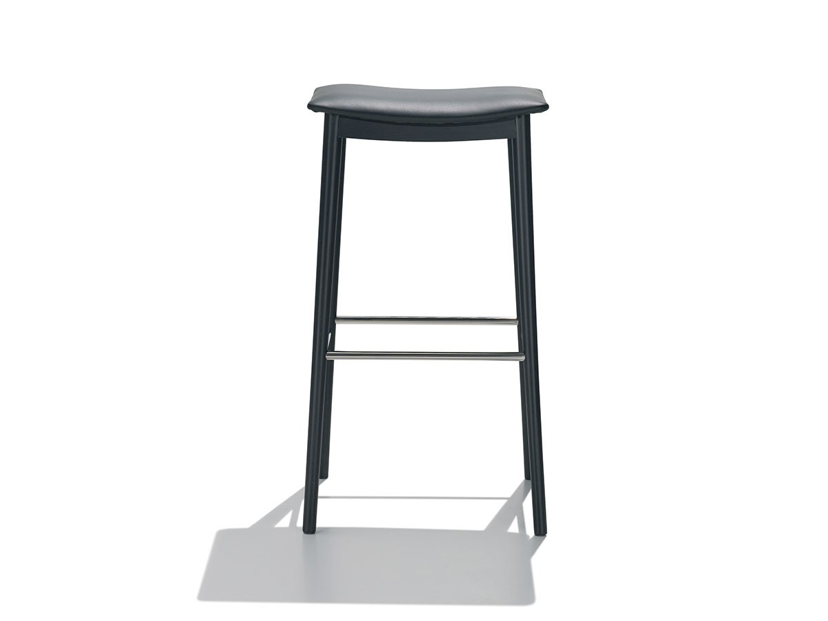 Andreu World Smile
Backless Barstool with Upholstered Seat / アンドリュー・ワールド スマイル BQ0339
バースツール 張座 （チェア・椅子 > カウンターチェア・バーチェア） 3