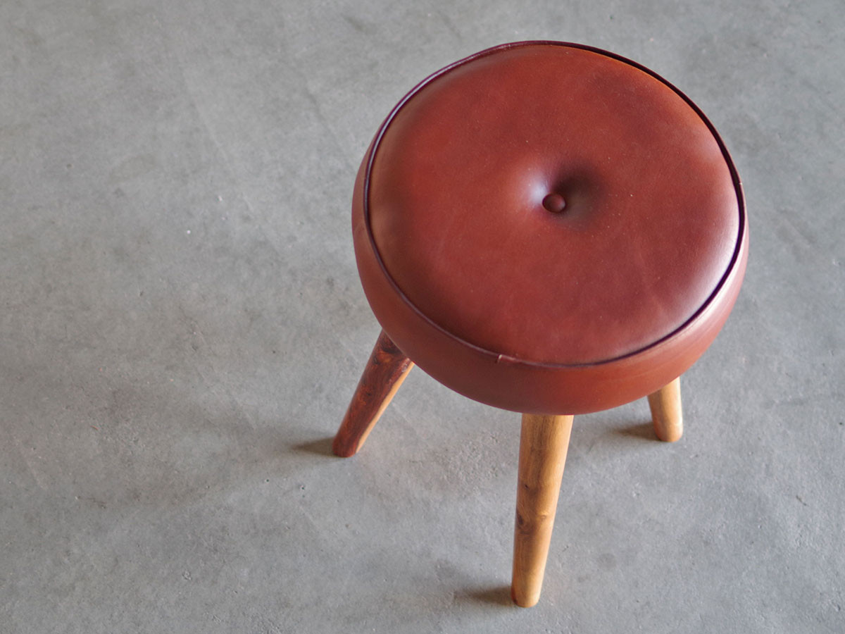 SF LEATHER STOOL 4