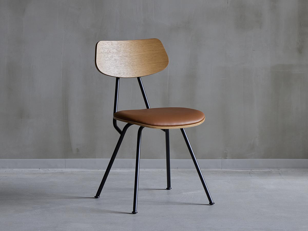 bond LEICA Chair