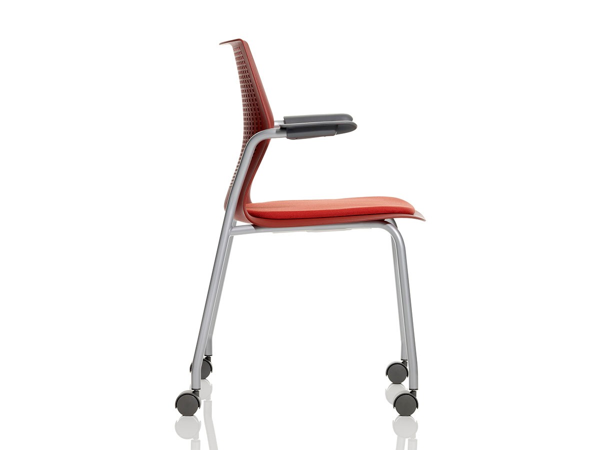 Knoll Office MultiGeneration Chair / ノルオフィス マルチジェネレーション チェア
スタッキングベース 固定肘 キャスター脚 （チェア・椅子 > オフィスチェア・デスクチェア） 37