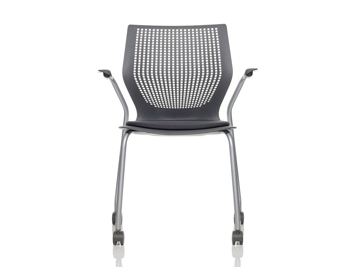 Knoll Office MultiGeneration Chair / ノルオフィス マルチジェネレーション チェア
スタッキングベース 固定肘 キャスター脚 （チェア・椅子 > オフィスチェア・デスクチェア） 44