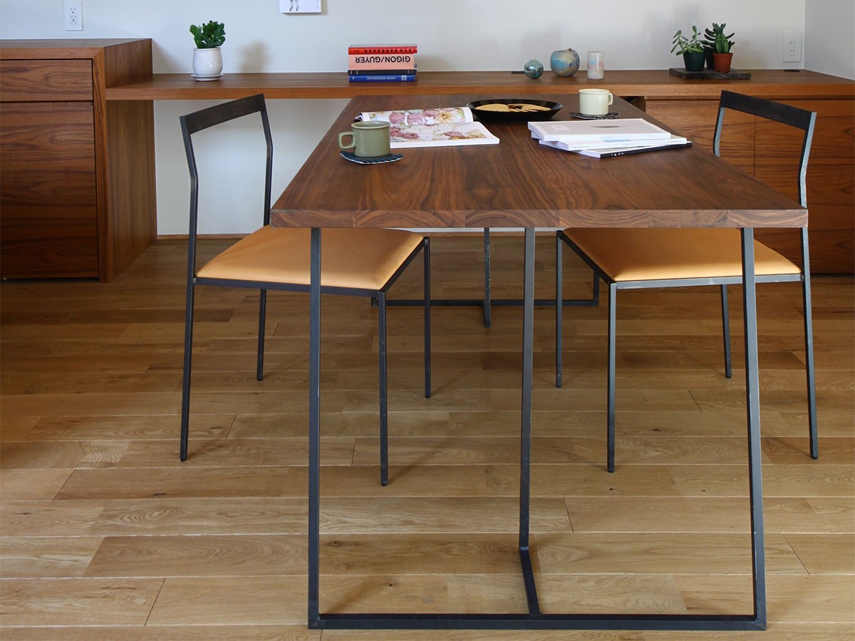 杉山製作所 KUROTETSU
SUMI DINING TABLE / すぎやませいさくしょ クロテツ
スミ ダイニングテーブル （テーブル > ダイニングテーブル） 13