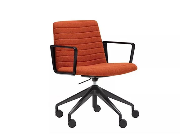 Andreu World Flex Executive Low Back Armchair / アンドリュー・ワールド フレックス エグゼクティブ SO1863
ローバックアームチェア キャスターベース エコサーモポリマー製 （チェア・椅子 > オフィスチェア・デスクチェア） 1