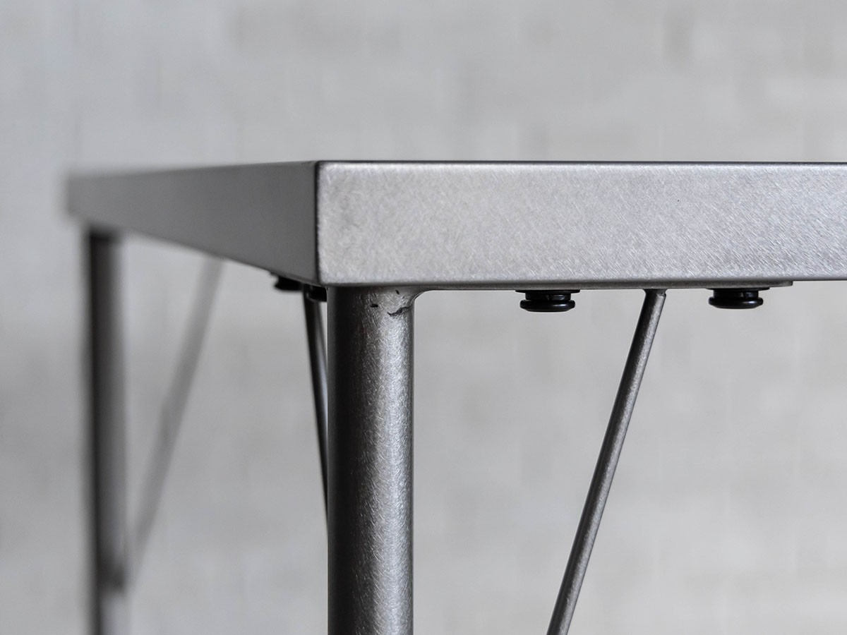Knot antiques GYPSY DINING TABLE / ノットアンティークス ジプシー ダイニングテーブル
ステンレス天板 + No.2脚（ステンレス丸脚） （テーブル > ダイニングテーブル） 12