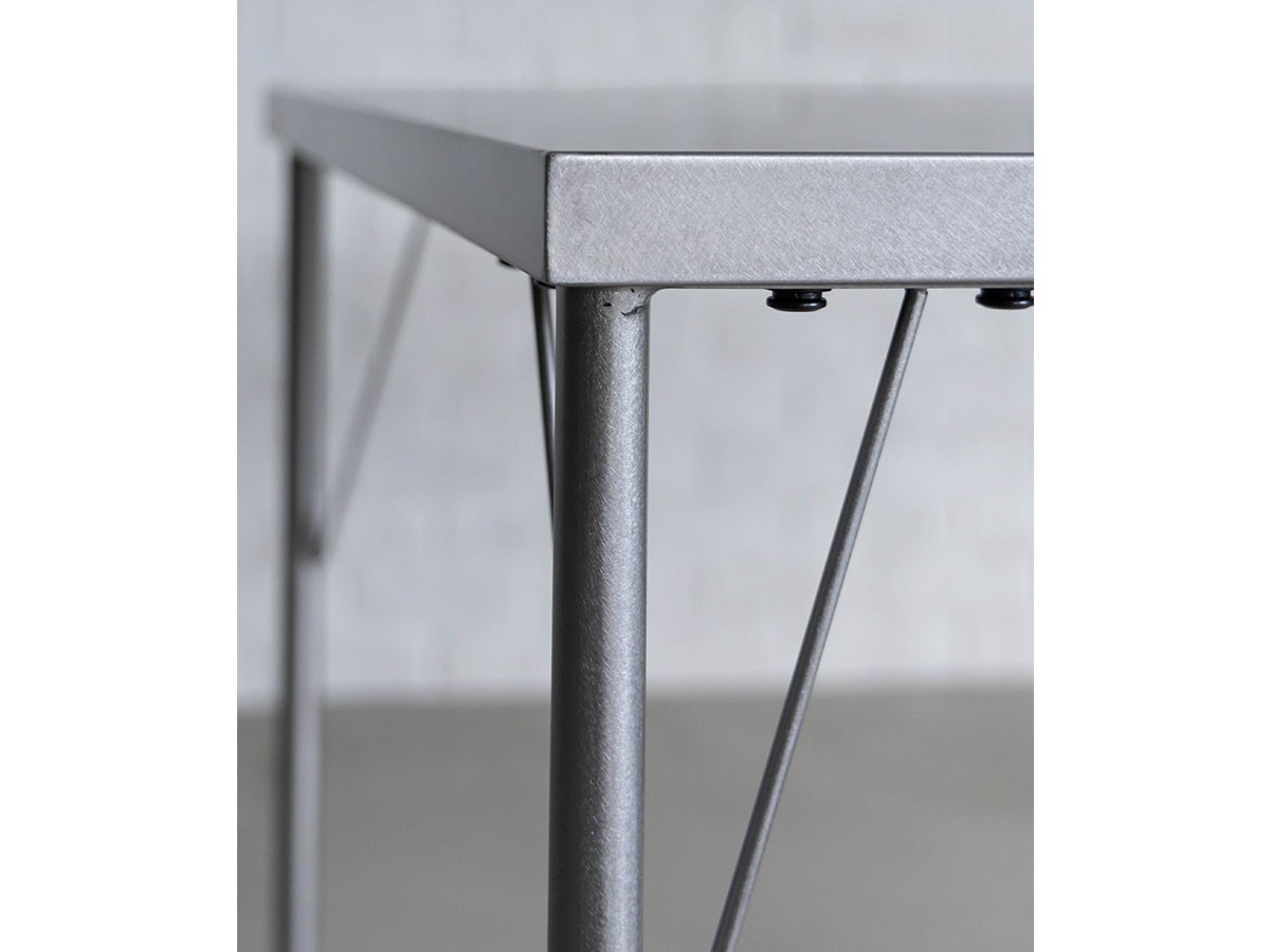 Knot antiques GYPSY DINING TABLE / ノットアンティークス ジプシー ダイニングテーブル
ステンレス天板 + No.2脚（ステンレス丸脚） （テーブル > ダイニングテーブル） 13